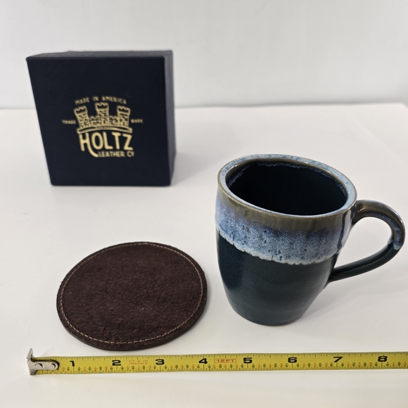 Holtz Leather Co Castle Style Made In America Handcrafted Pottery Cup Mug NIB - Picture 9 of 14